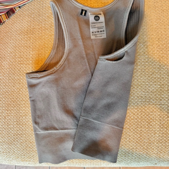 STRONGER ribbed seamless crop top & leggings XS Brown - Like New - $55 (deal!) - Picture 8 of 11